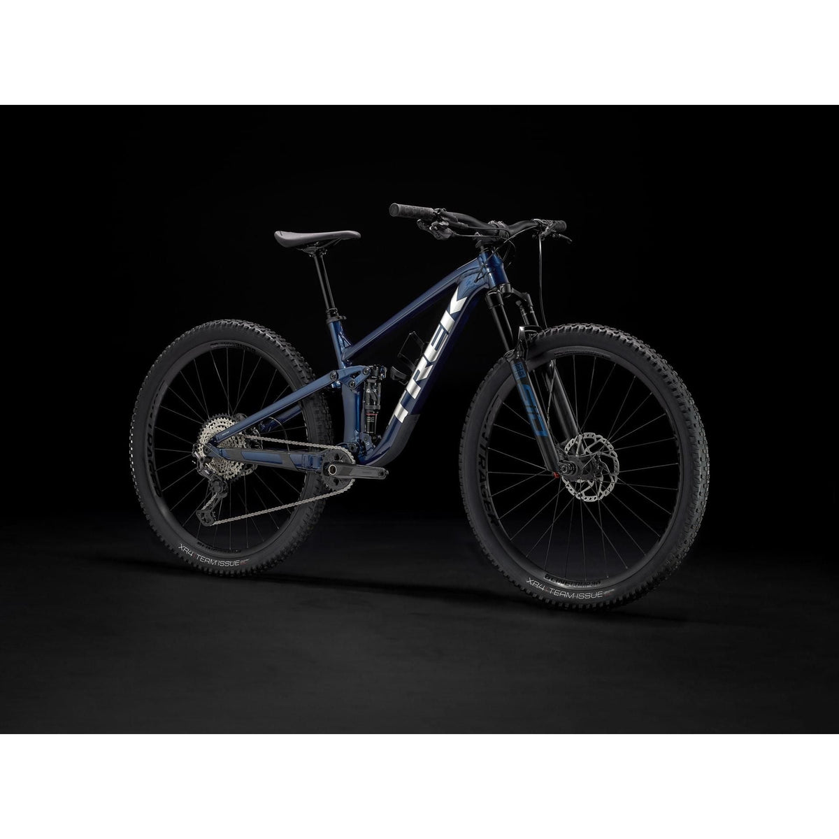 Trek Top Fuel 8 – täysjousitettu maastopyörä, 120 mm