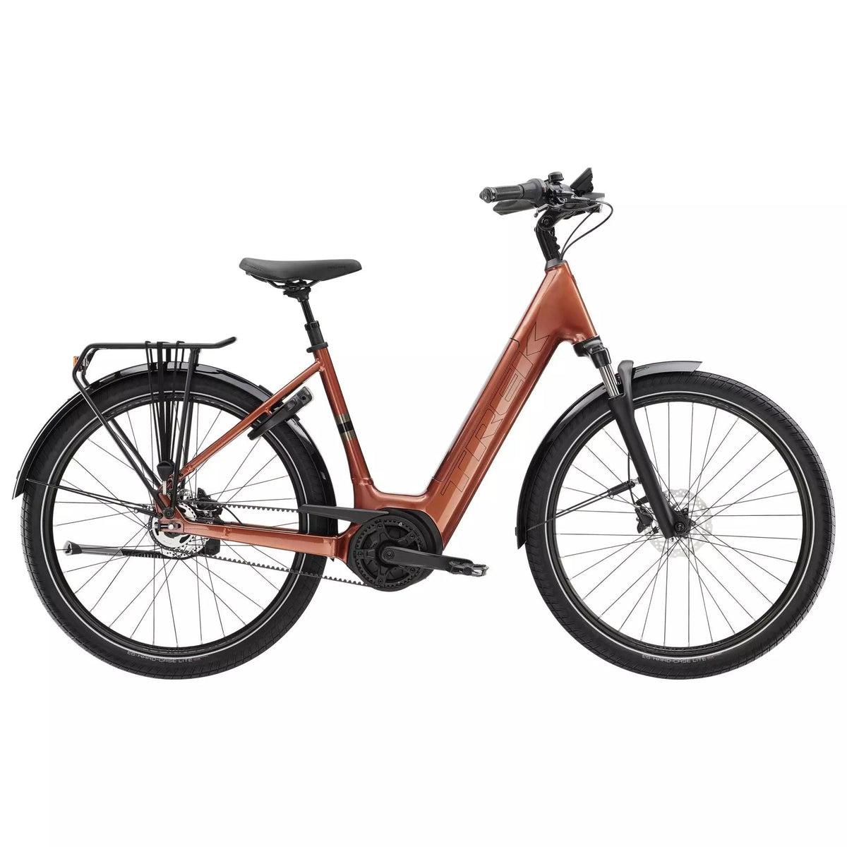 Trek District+ 4 Lowstep – sähkökaupunkipyörä, 75 Nm, 545 Wh