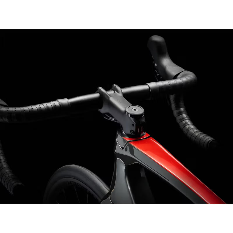 Trek Émonda SL 5 – maantiepyörä, 500-sarjan OCLV-hiilikuiturunko