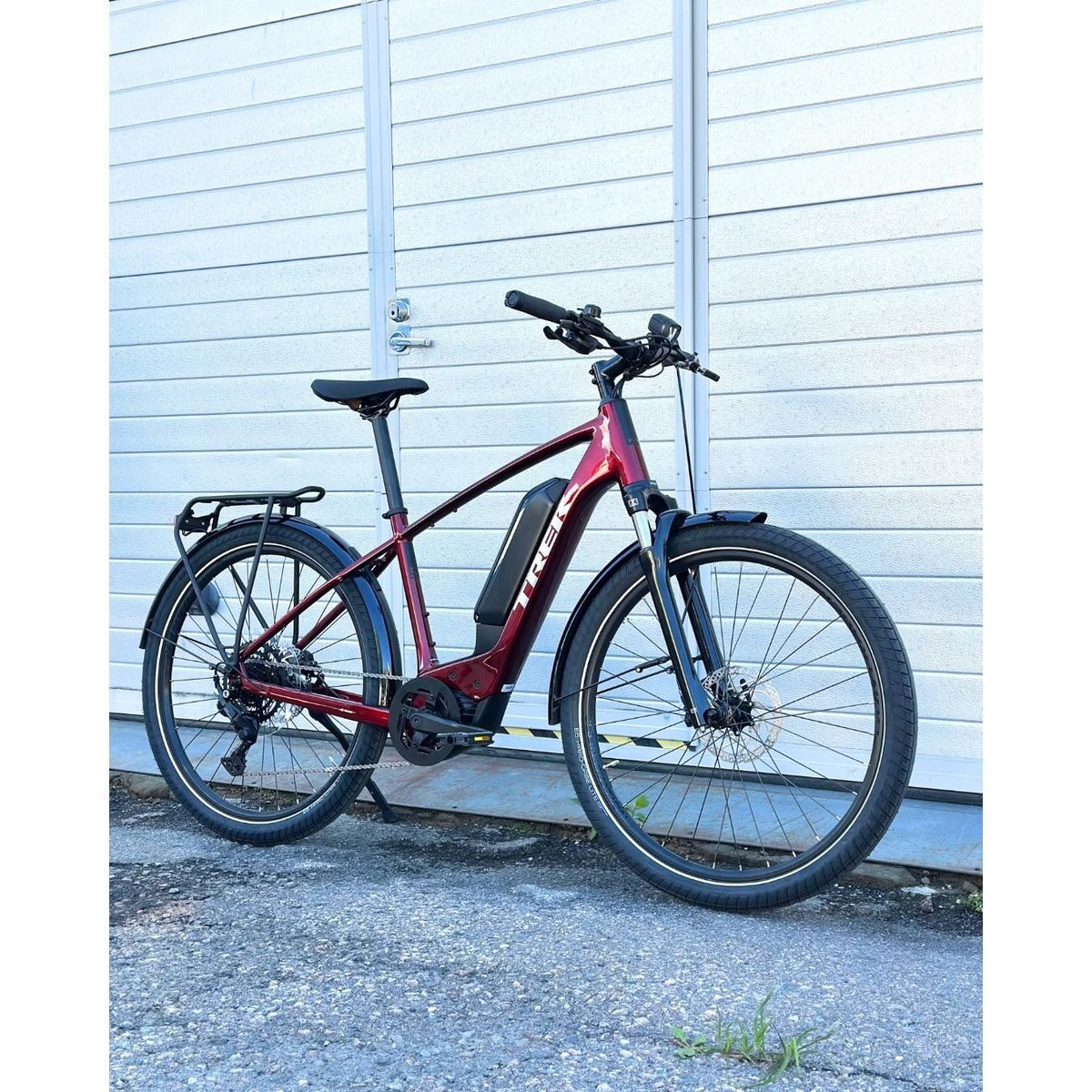 Trek Allant+ 5 – sähköhybridipyörä, 85 Nm, 545 Wh