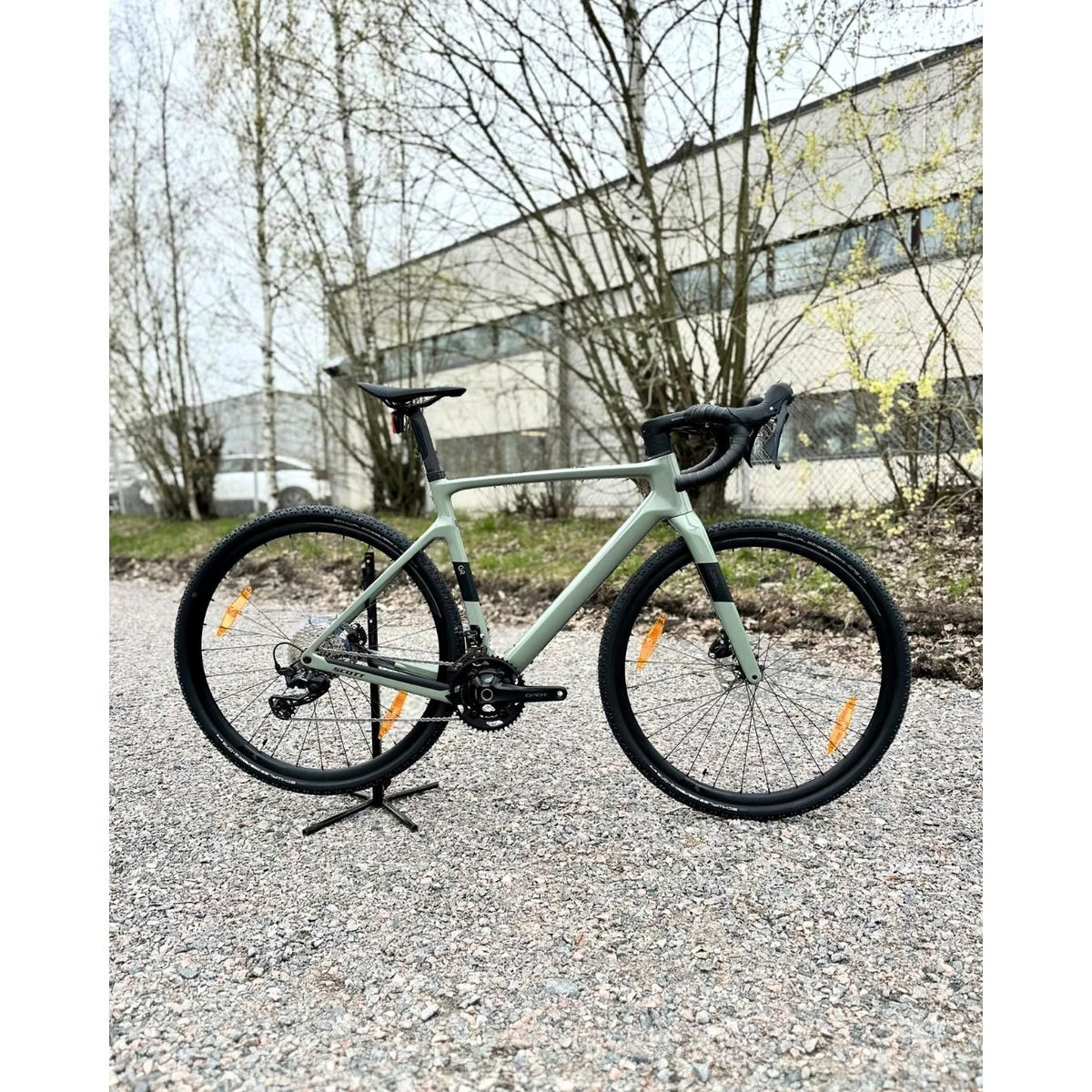 Scott Addict Gravel 50 – gravel-pyörä, HMF Carbon