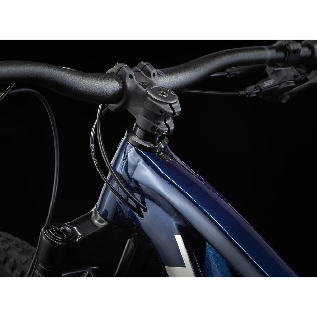 Trek Top Fuel 8 – täysjousitettu maastopyörä, 120 mm