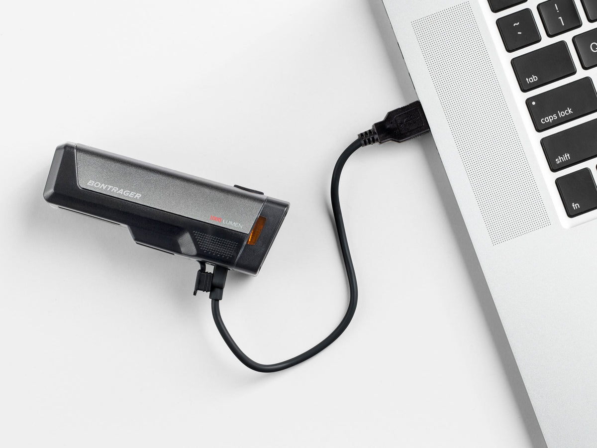 Bontrager Ion Elite R – pyörän etuvalo, 1 000 lm, USB-ladattava