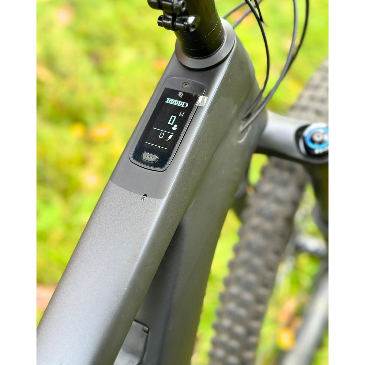 Trek Fuel EXe 9.5 – sähkömaastopyörä, 50 Nm, 360 Wh