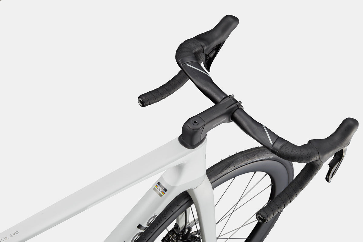 Cannondale SuperSix EVO 5 – maantiepyörä, Shimano 105 Di2