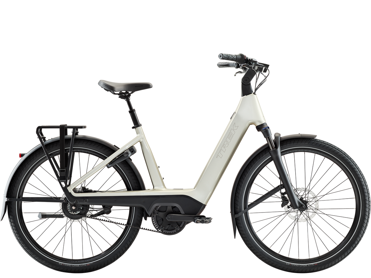 Trek Charter+ 4 Enviolo Belt 540 Wh Lowstep – sähköhybridipyörä, 75 Nm, 540 Wh