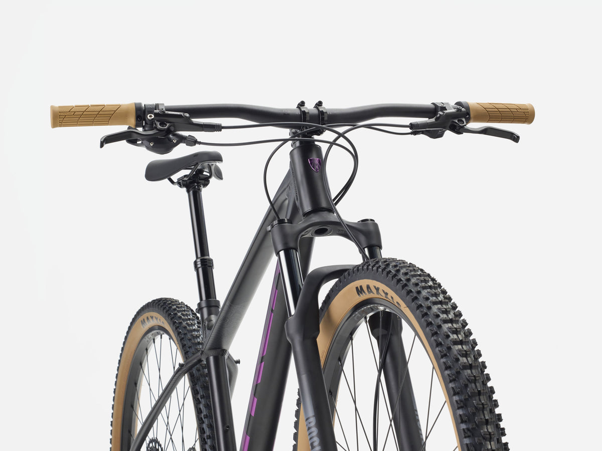 Trek Marlin 7 ML 29 Matte Dark Web/Clear Gloss