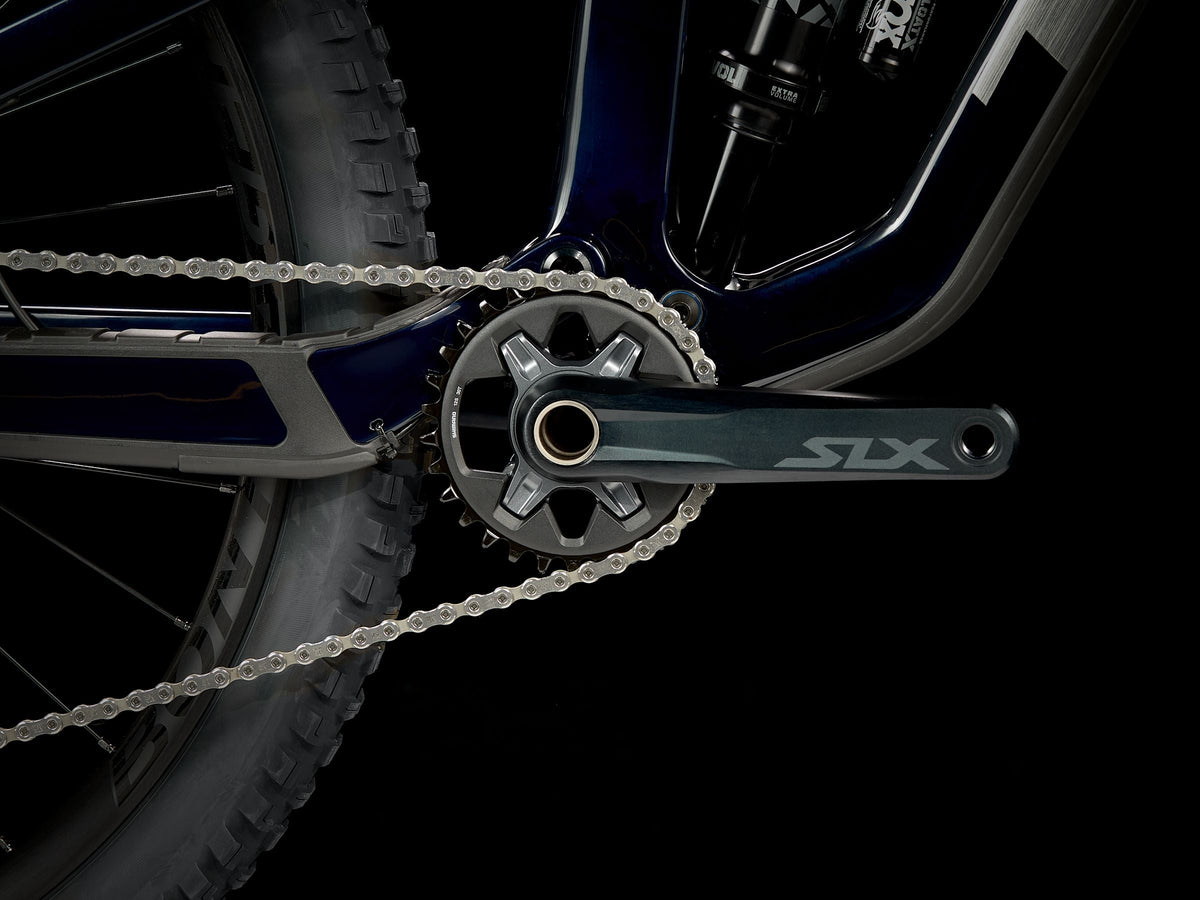 Trek Slash 9.7 Gen 5 – OCLV Mountain Carbon -runkoinen enduro-maastopyörä