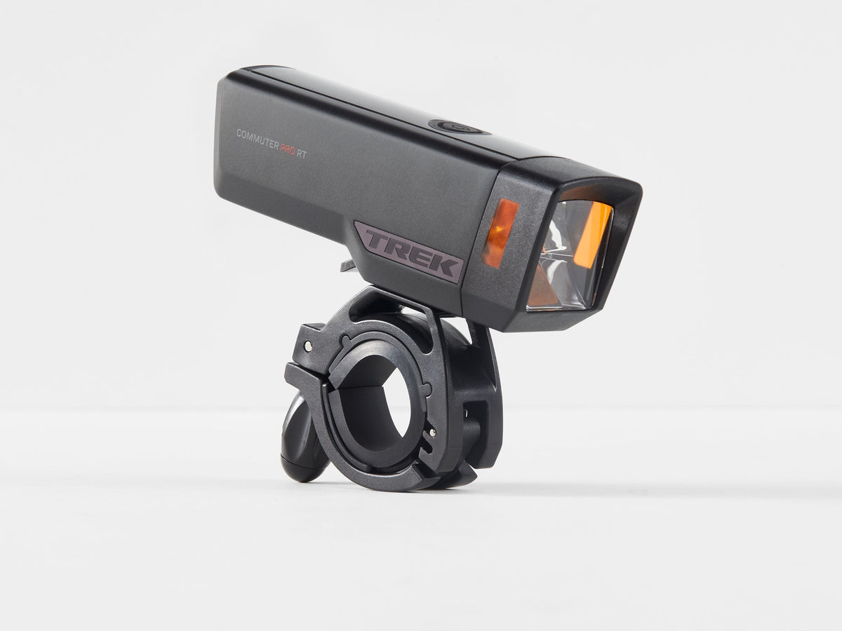 Bontrager Trek Commuter Pro RT – pyörän etuvalo, 1300 lm, Kindbeam